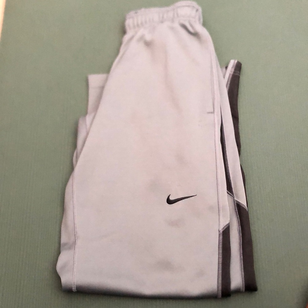 Nike Men’s Therma-Fit Pants